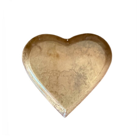 Klein goudkleurig schaaltje in hartvorm