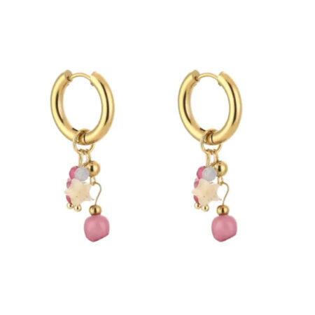 Goudkleurige oorbelletjes met kraaltjes