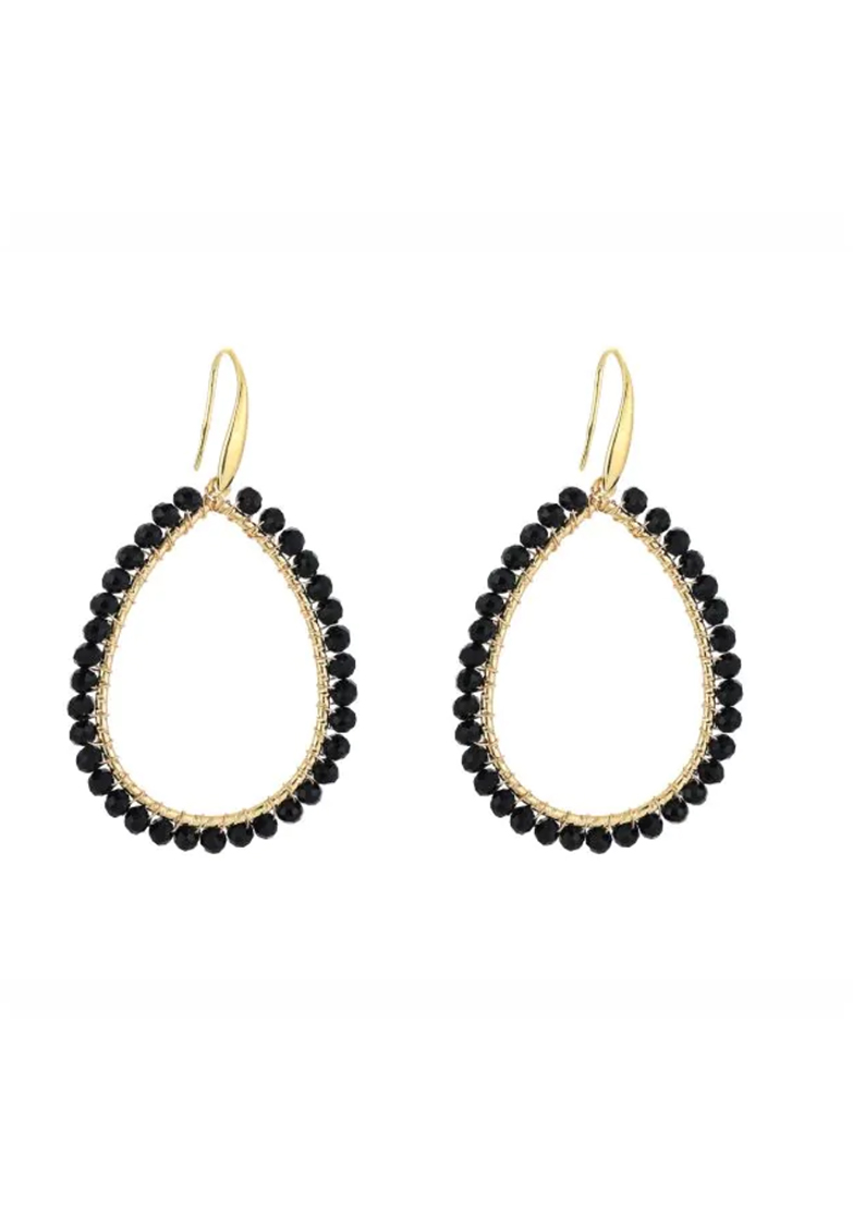 Goudkleurige ovale oorbellen met kraaltjes