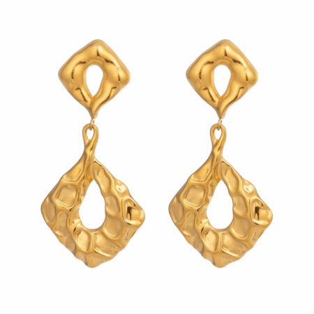 Goudkleurige oorbellen driehoekjes