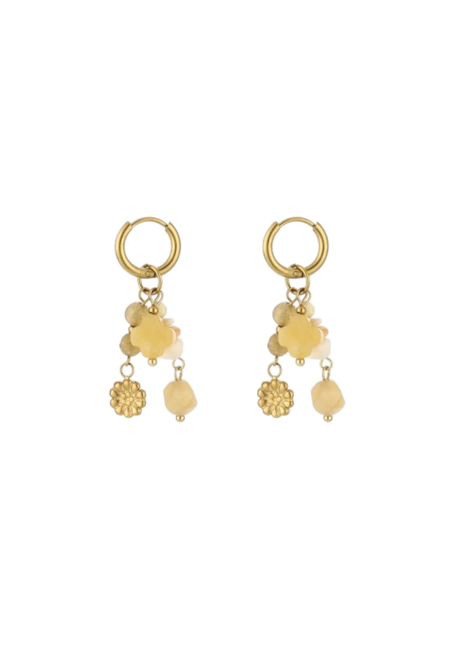 Goudkleurige oorbellen met bedeltjes