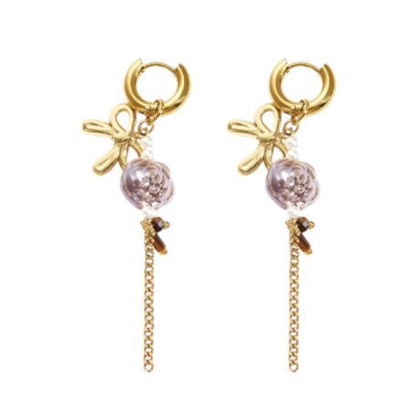 Goudkleurige oorbellen met bedeltjes