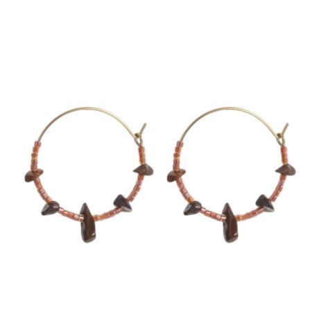 Goudkleurige creolen met kraaltjes