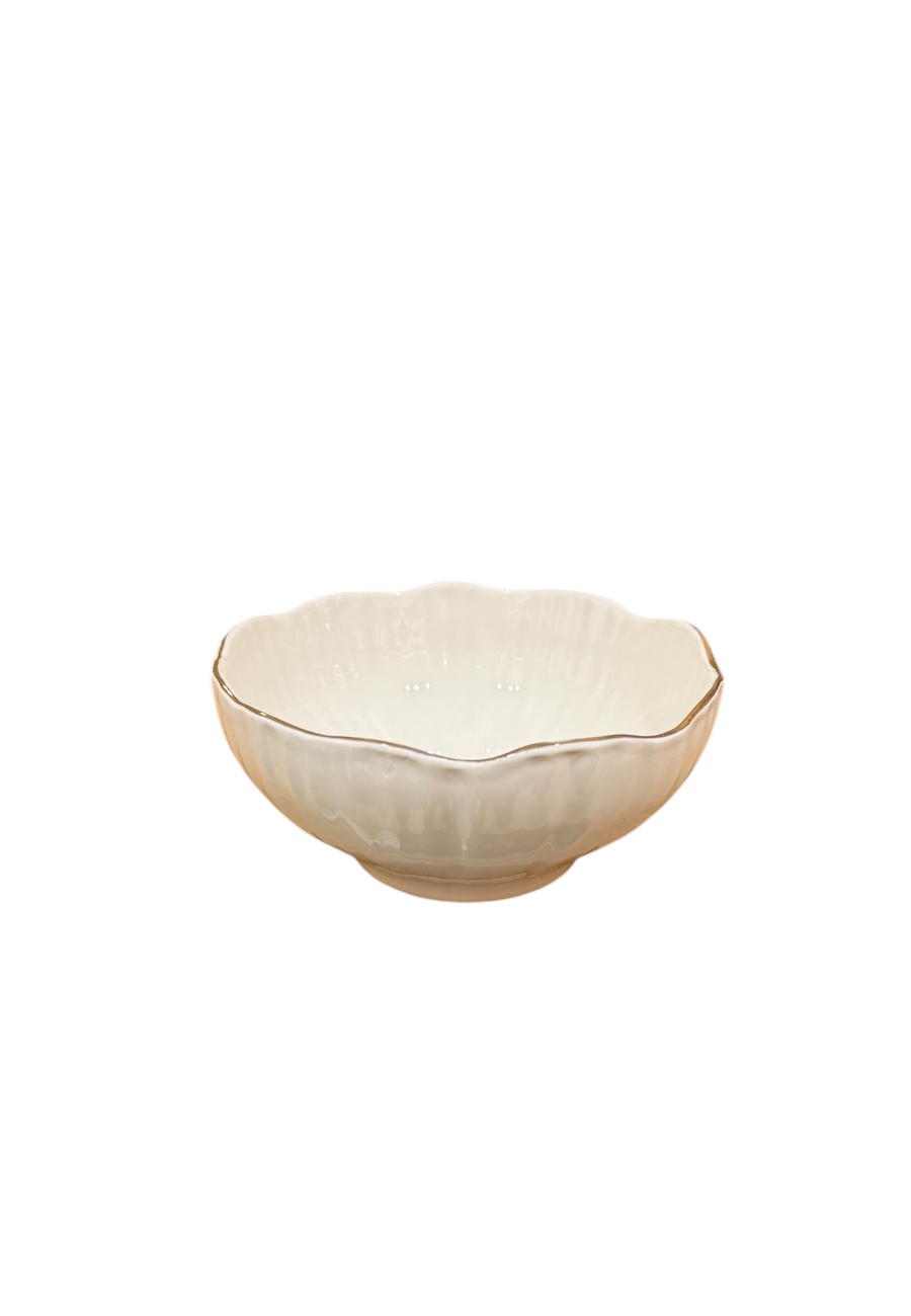 Aardewerk schaaltje, met goudkleurig randje