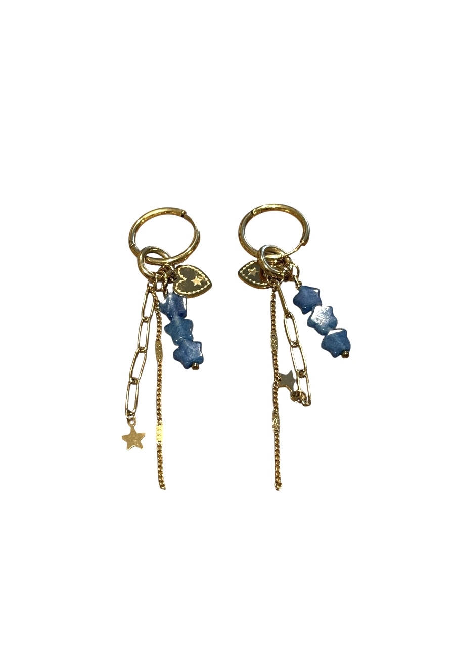 Goudkleurige oorbellen met gekleurde kraaltjes