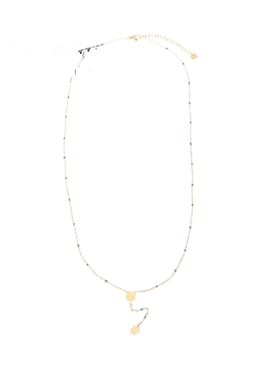 Korte goudkleurige ketting met hartje