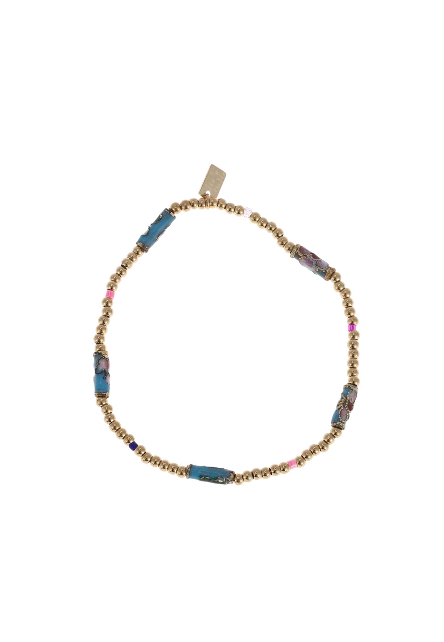 Goudkleurig elastisch armbandje met bedeltjes