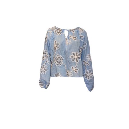 Lichtblauwe blouse met borduursels