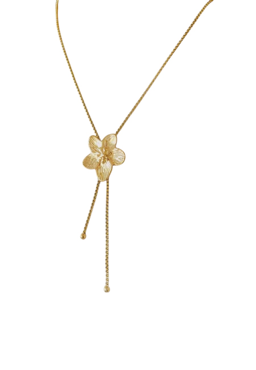 Goudkleurige ketting met bloemetje