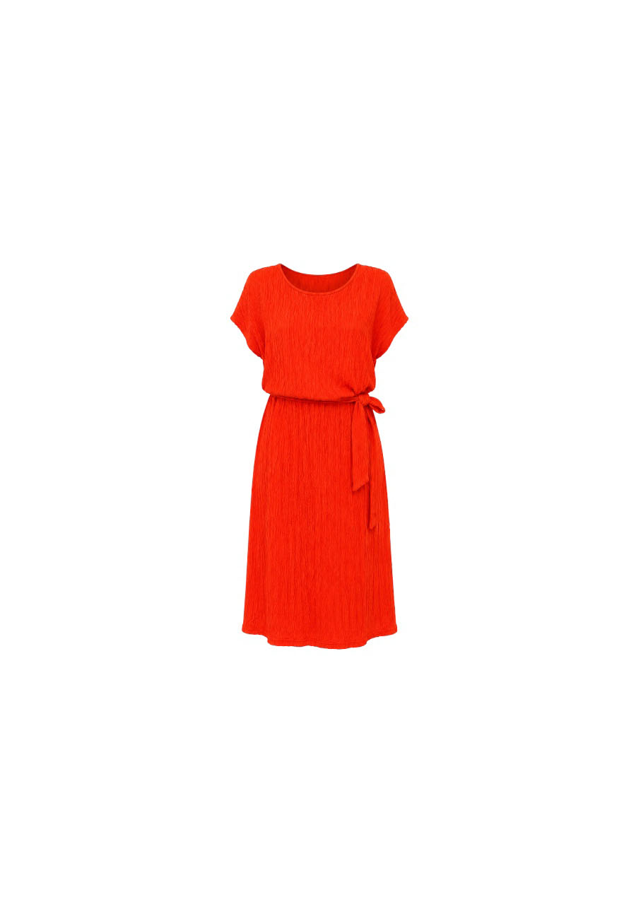 Rood jurkje met taille detail