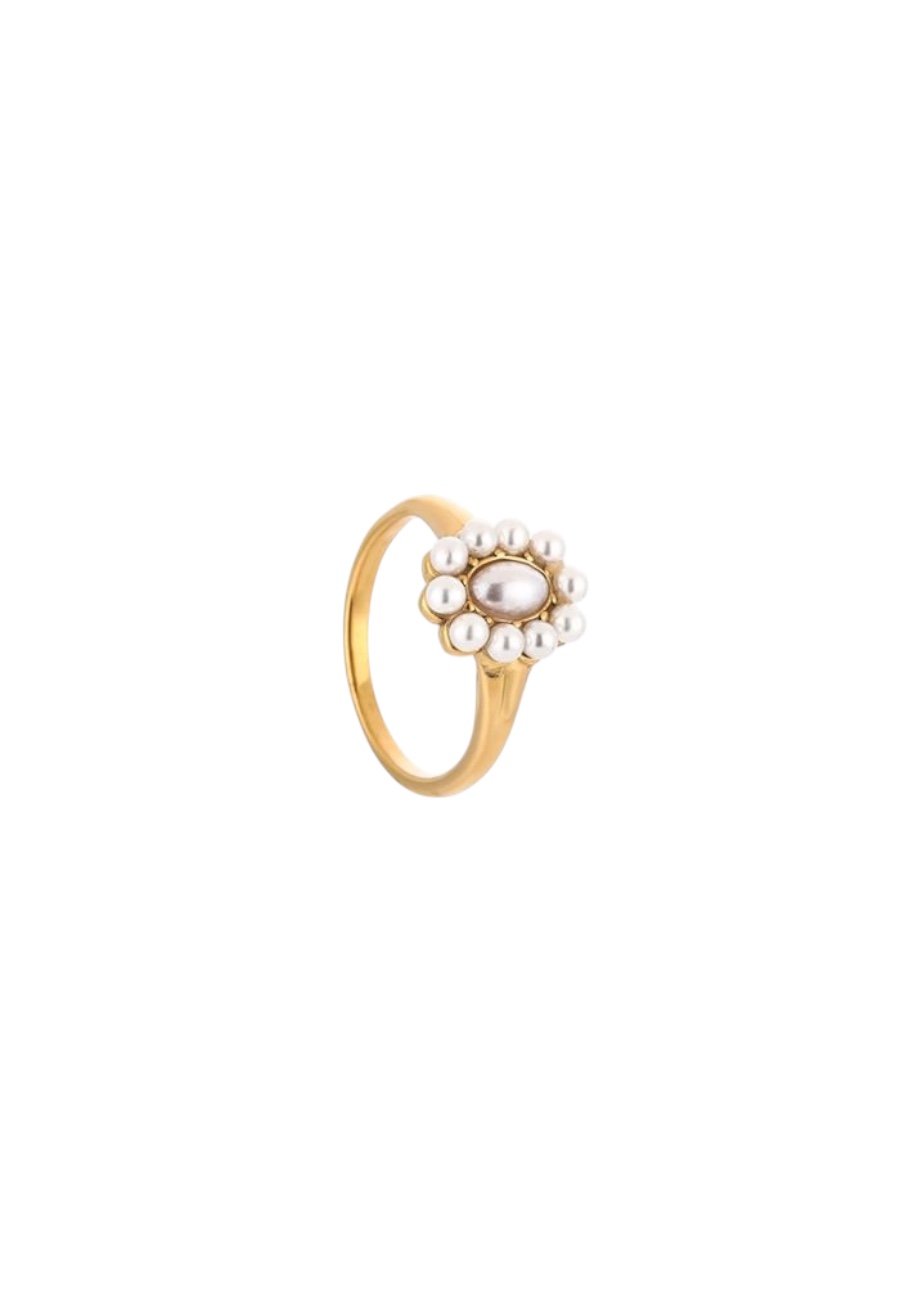 Goudkleurige ring met kraaltjes