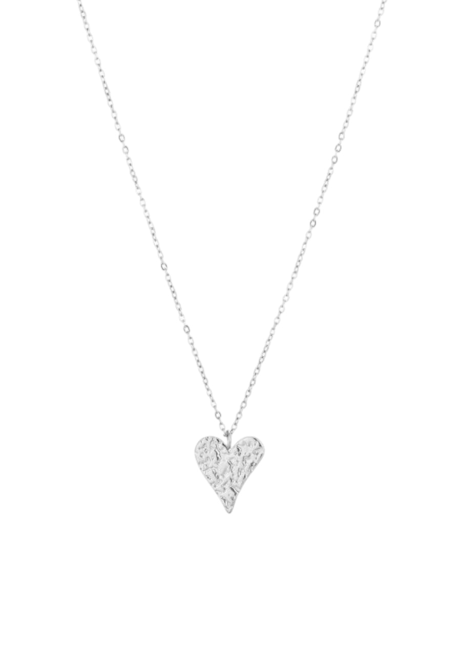 Zilverkleurige ketting met hartje