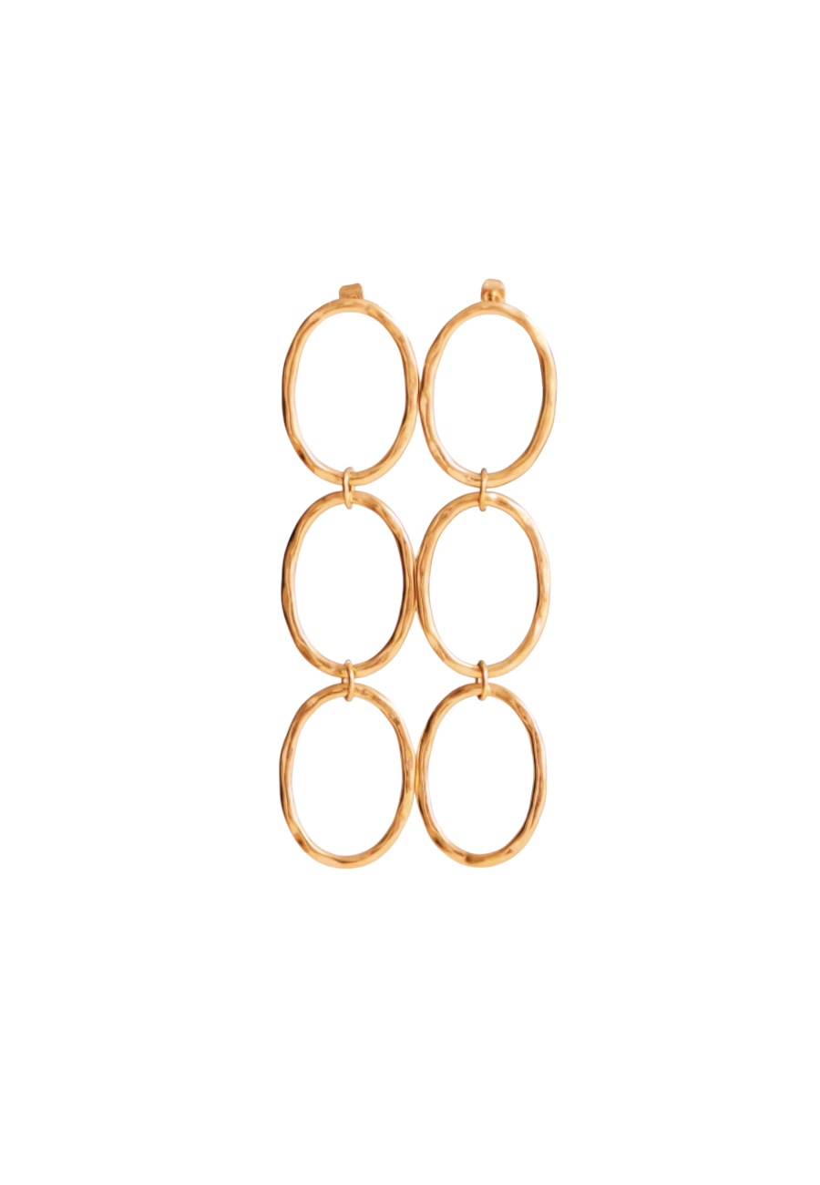 Luxe goudkleurige statement oorbellen