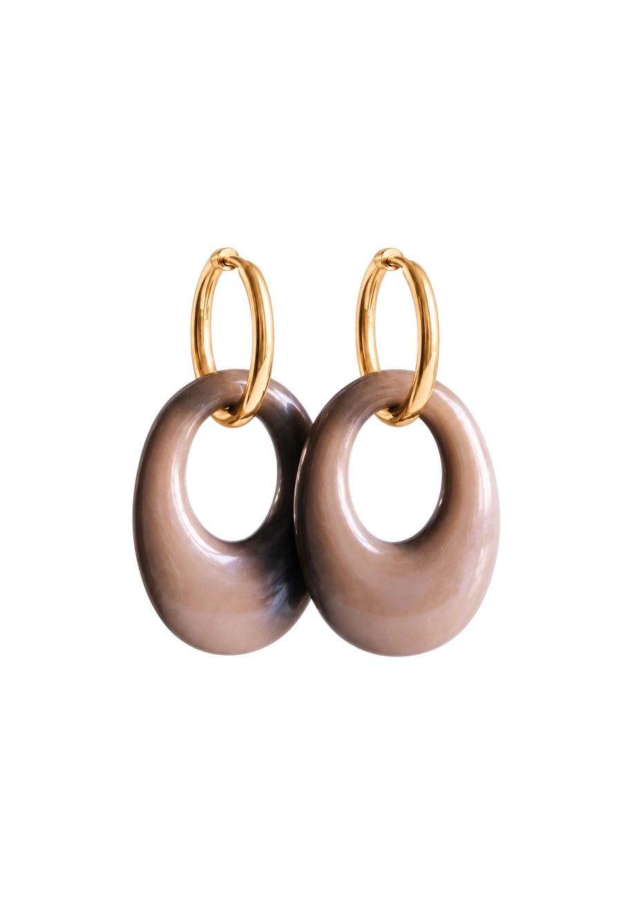 Luxe goudkleurige statement oorbellen